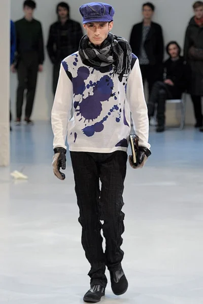 Look 18